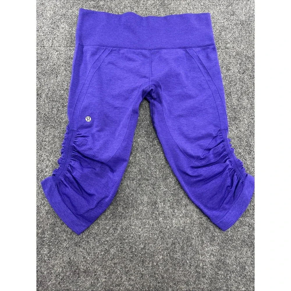 Lululemon Seamless Crop Leggings Womens Size 6 Purple Ruched Mesh Yoga Capri